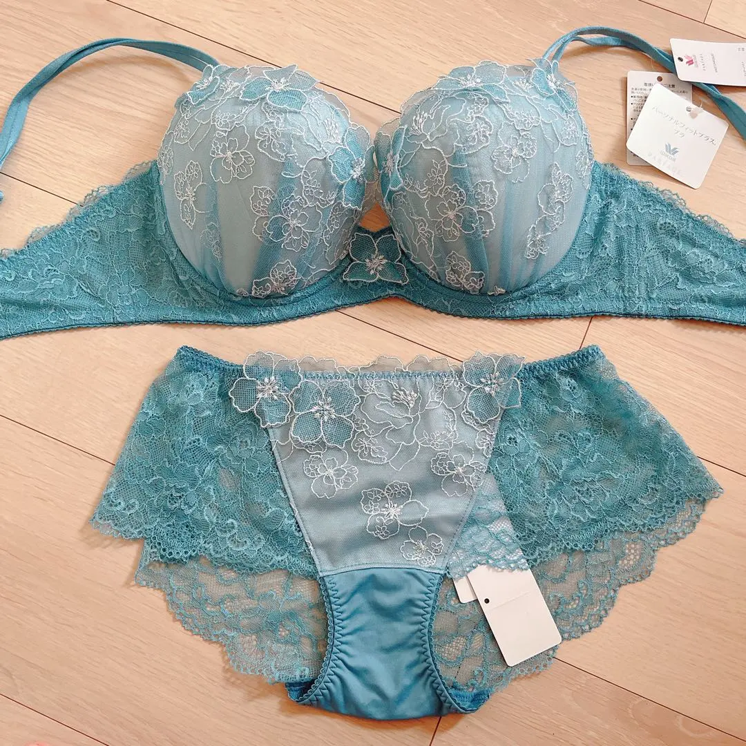 2026年最新】ワコール パルファージュ f75の人気アイテム - メルカリ