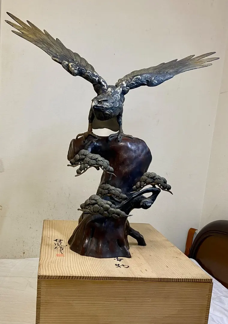 2026年最新】鷹 ブロンズ 置物の人気アイテム - メルカリ