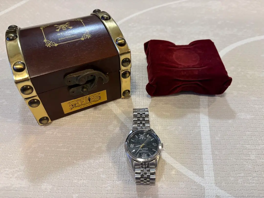 2026年最新】ワンピース10周年記念腕時計の人気アイテム - メルカリ