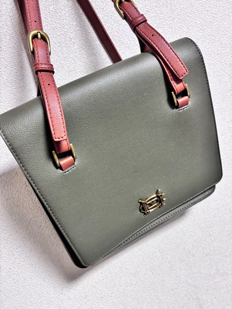 2026年最新】エマと出掛けるスクエアリュックの人気アイテム - メルカリ