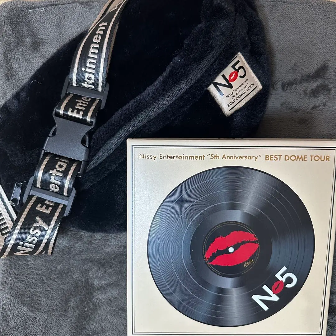 2026年最新】nissy 5th dometourの人気アイテム - メルカリ