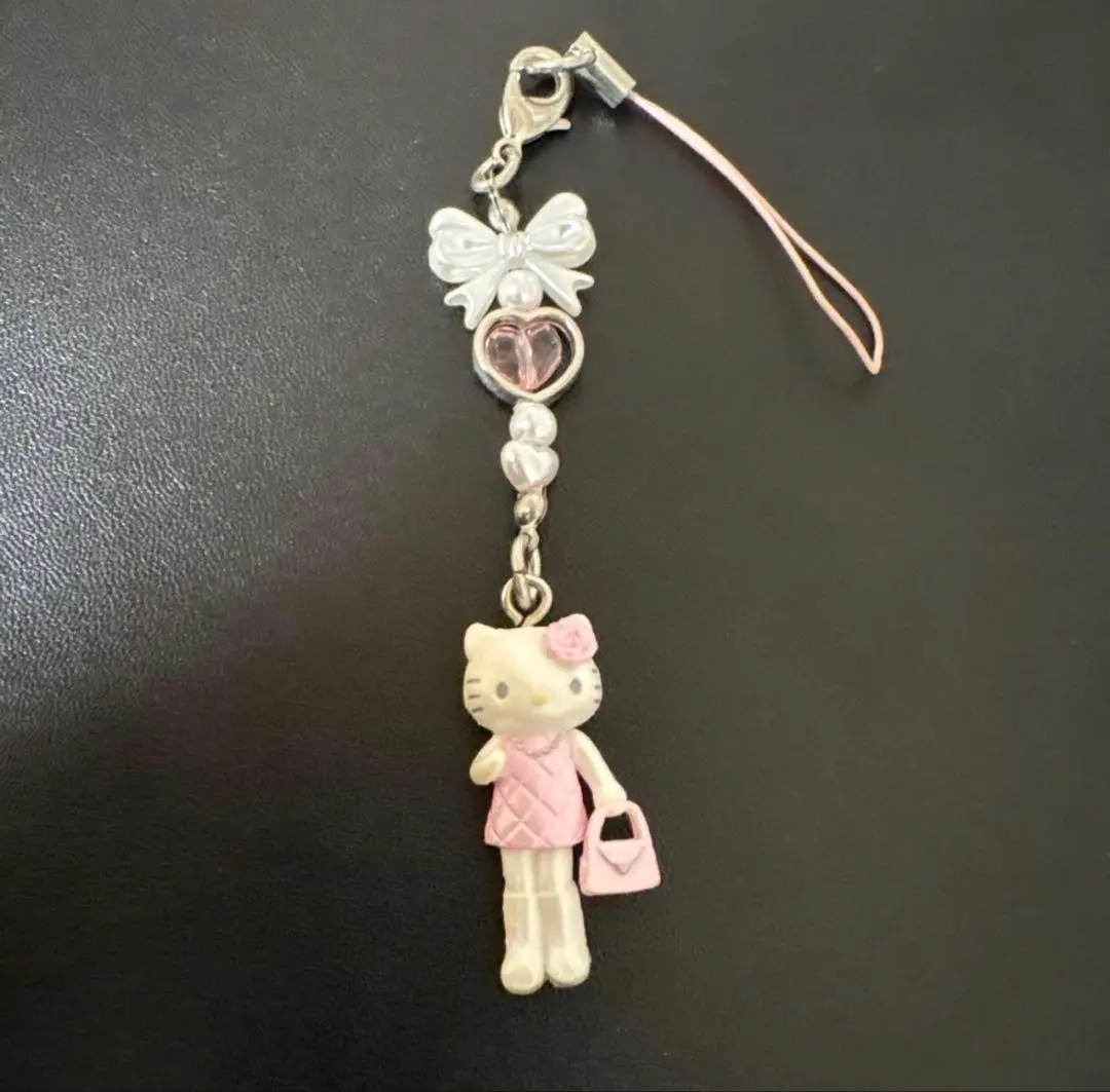 2026年最新】ハローキティ シークレットストラップ(天使小悪魔デザイン