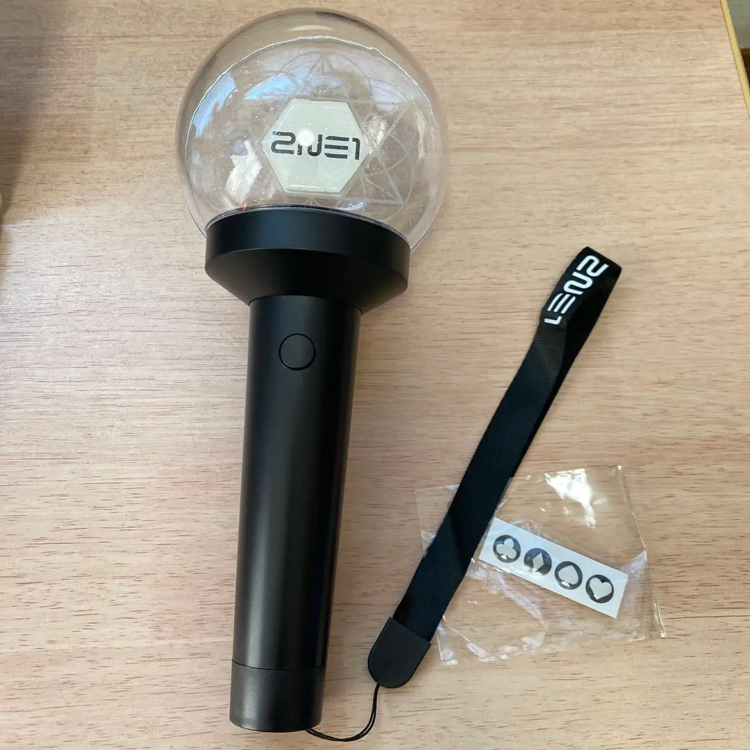 2026年最新】2ne1 ペンライトの人気アイテム - メルカリ