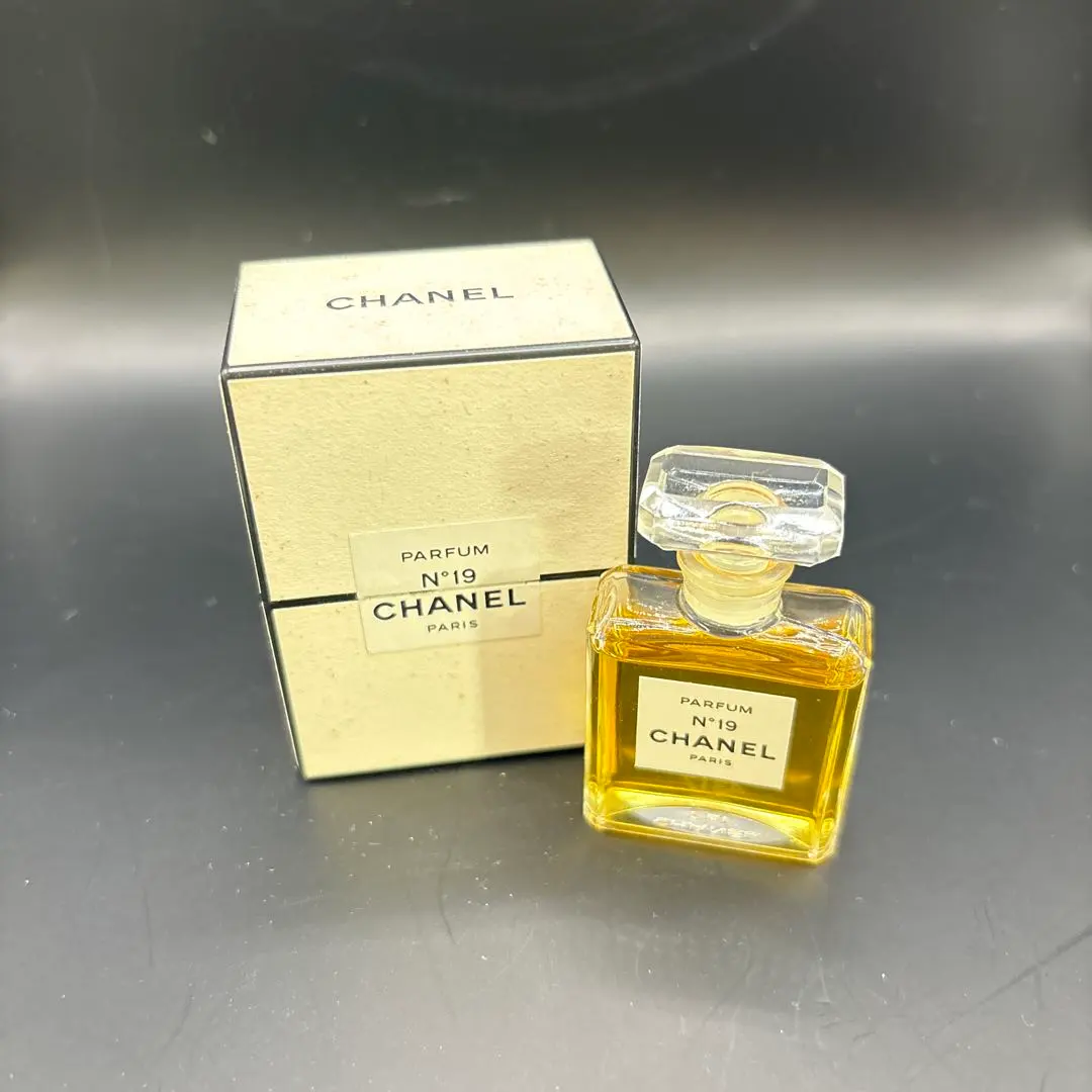 2026年最新】シャネル N19 14mlの人気アイテム - メルカリ