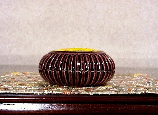 陶器詳細不明梅山窯？ 中村錦平？ 金沢美術工芸大学在学中の作品？焼き物