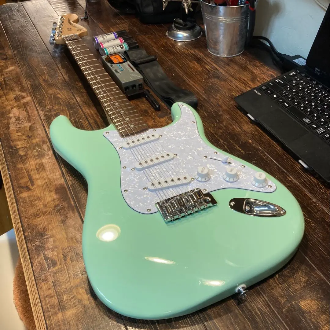 2026年最新】Fender ストラトキャスター サーフグリーンの人気アイテム