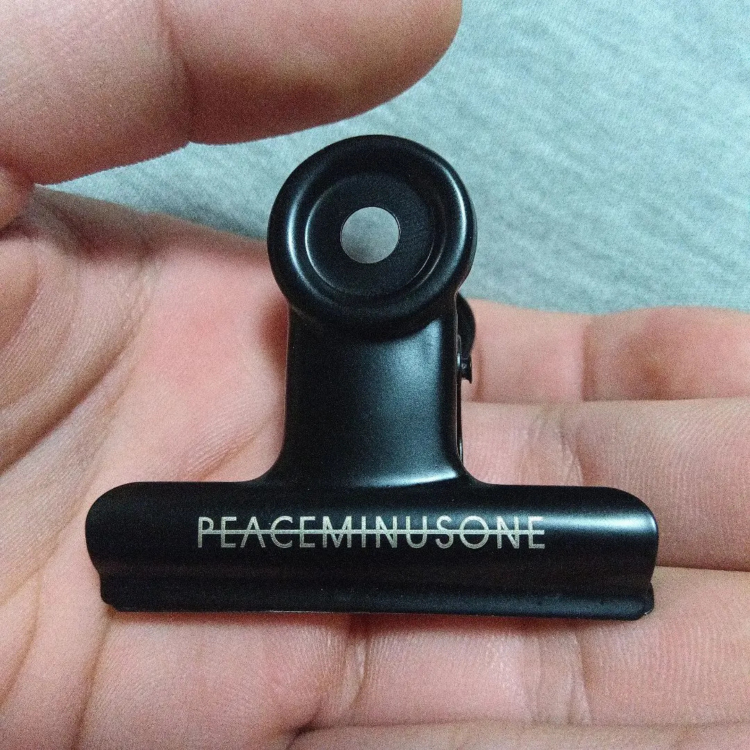 2026年最新】peaceminusone クリップの人気アイテム - メルカリ