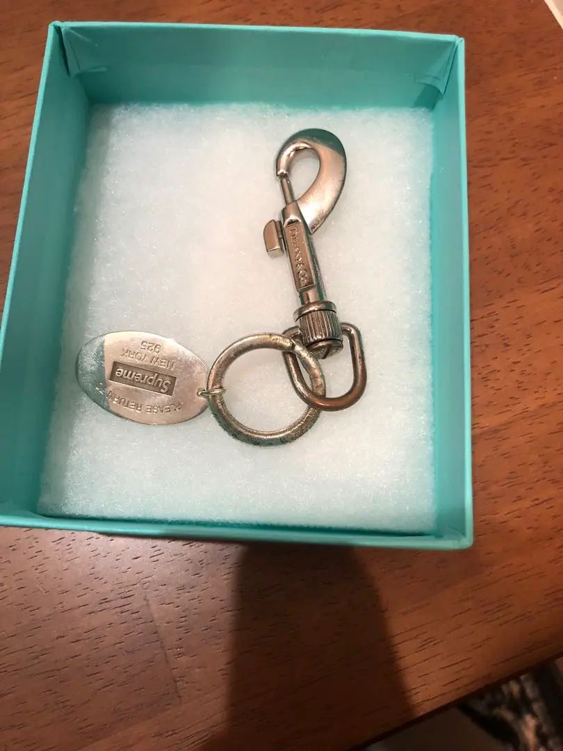 2026年最新】supreme tiffany oval tag keyringの人気アイテム - メルカリ