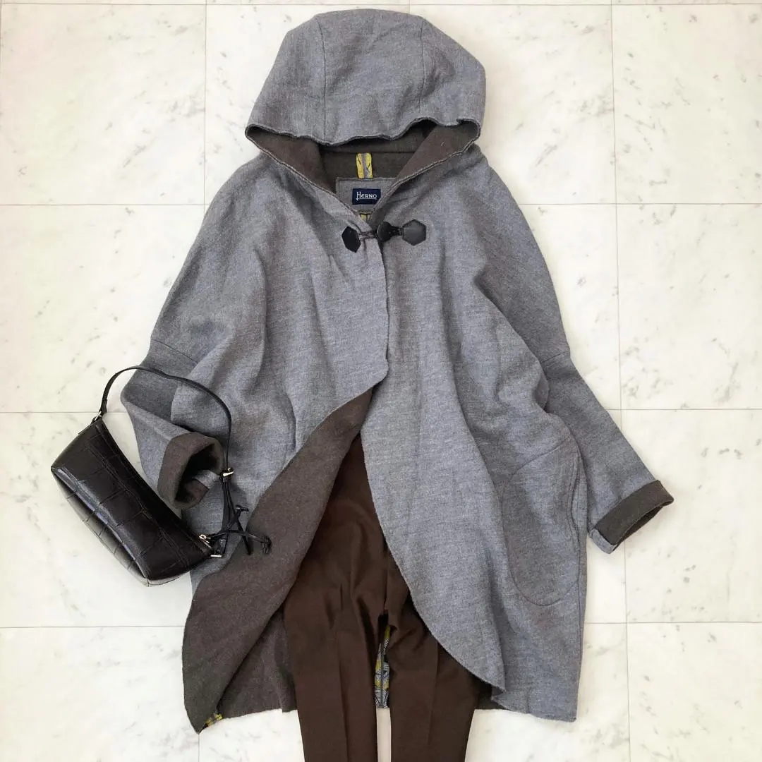 2026年最新】ヘルノ ポンチョの人気アイテム - メルカリ