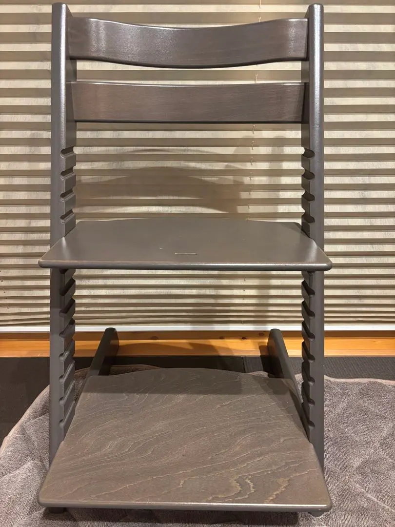 2026年最新】トリップトラップ ヘイジーグレーの人気アイテム - メルカリ