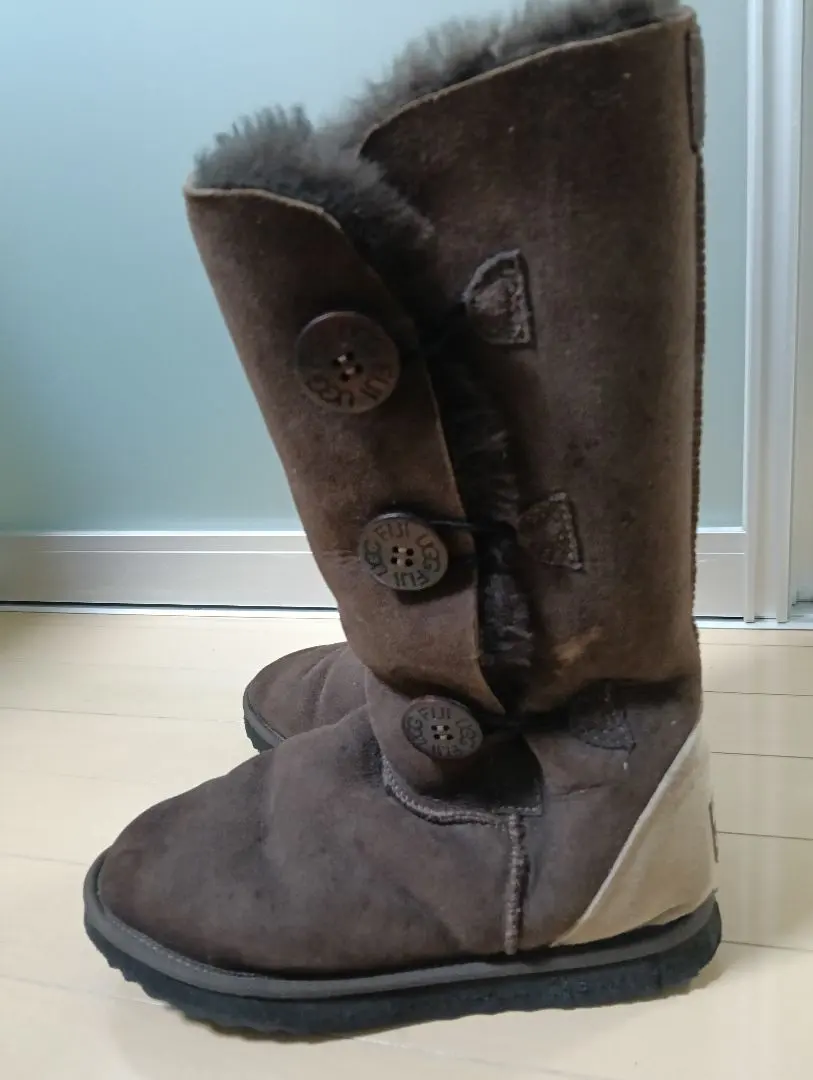 2026年最新】UGG fijiの人気アイテム - メルカリ
