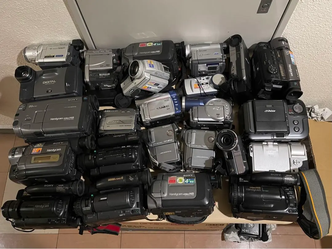 2026年最新】Canon Hi8ビデオカメラの人気アイテム - メルカリ