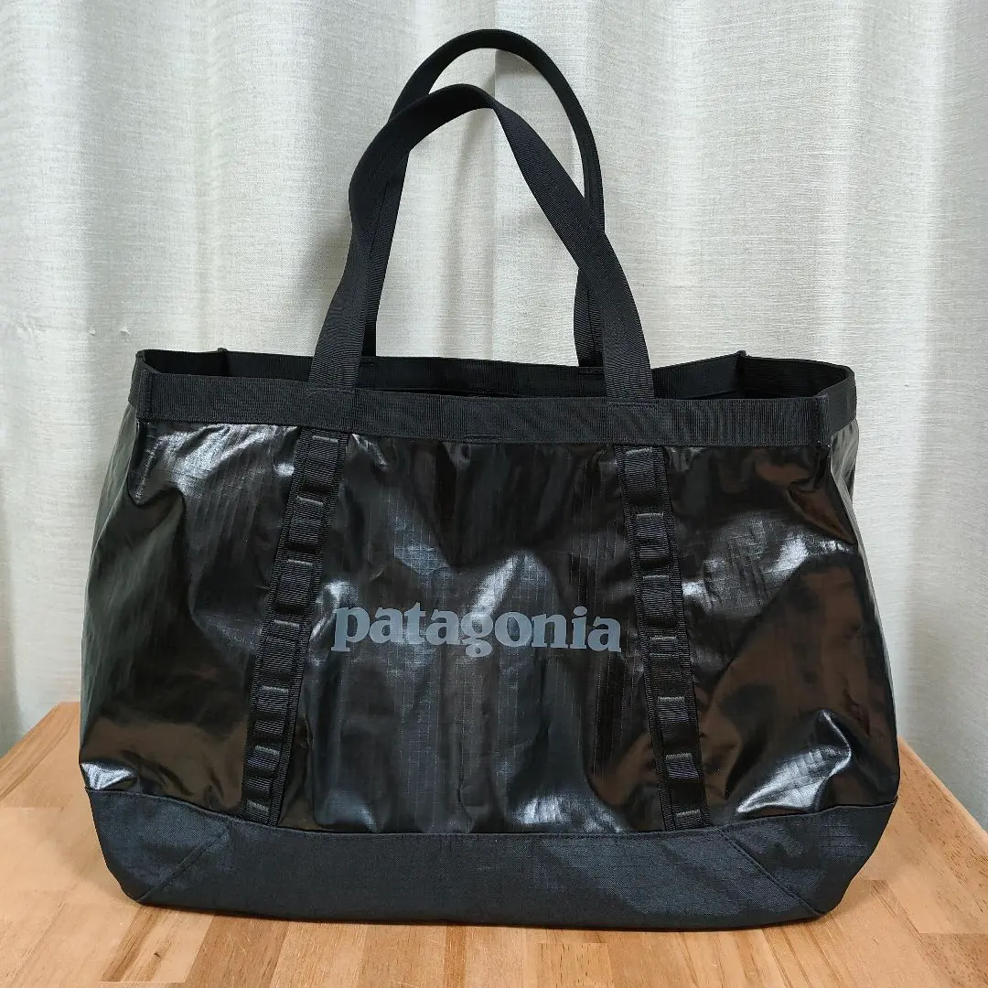 2026年最新】パタゴニア ライトウェイト ブラックホール ギア トートの