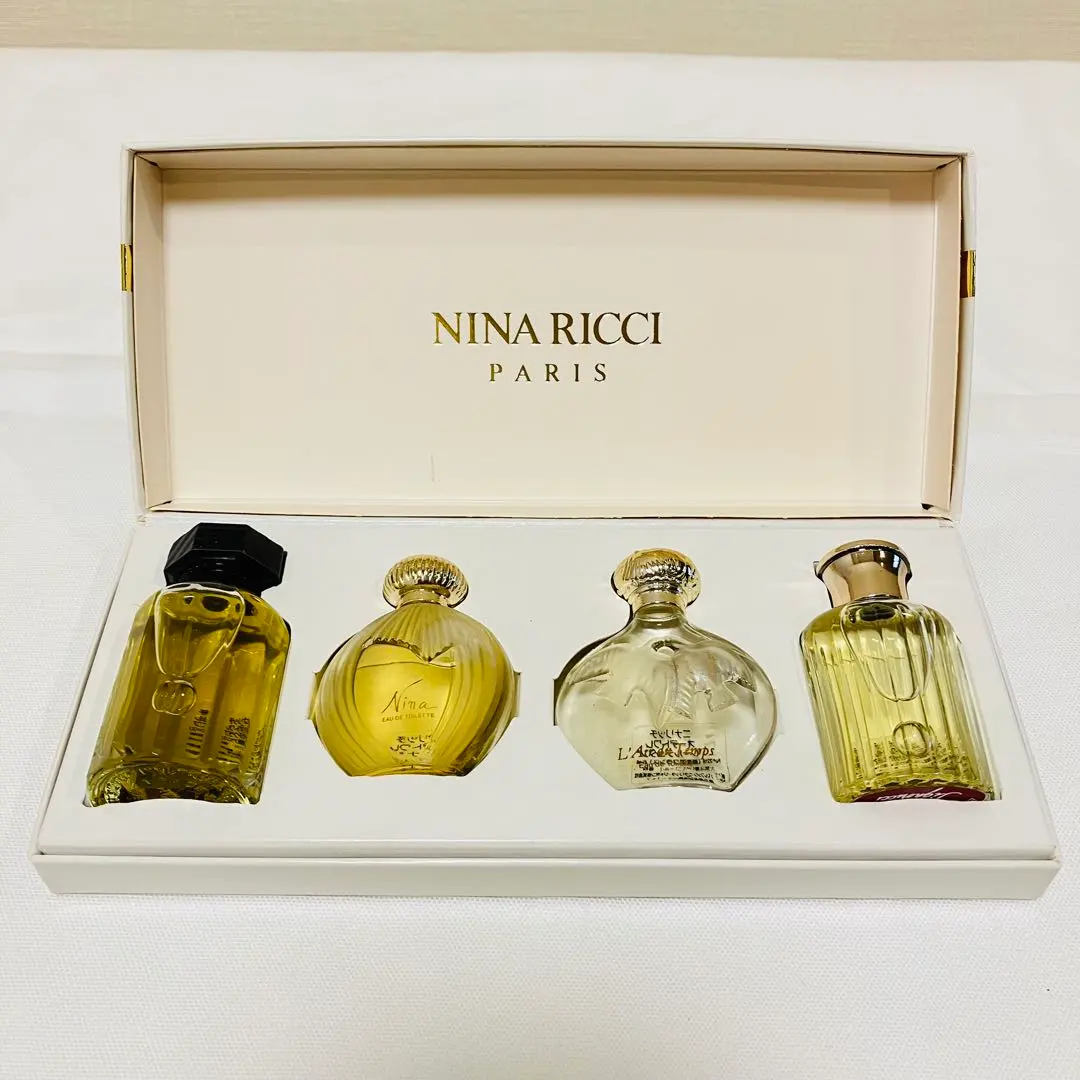 2026年最新】ニナリッチ シニョリッチの人気アイテム - メルカリ