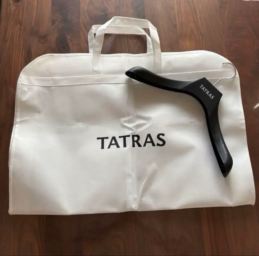 2026年最新】TATRAS ガーメントバッグの人気アイテム - メルカリ