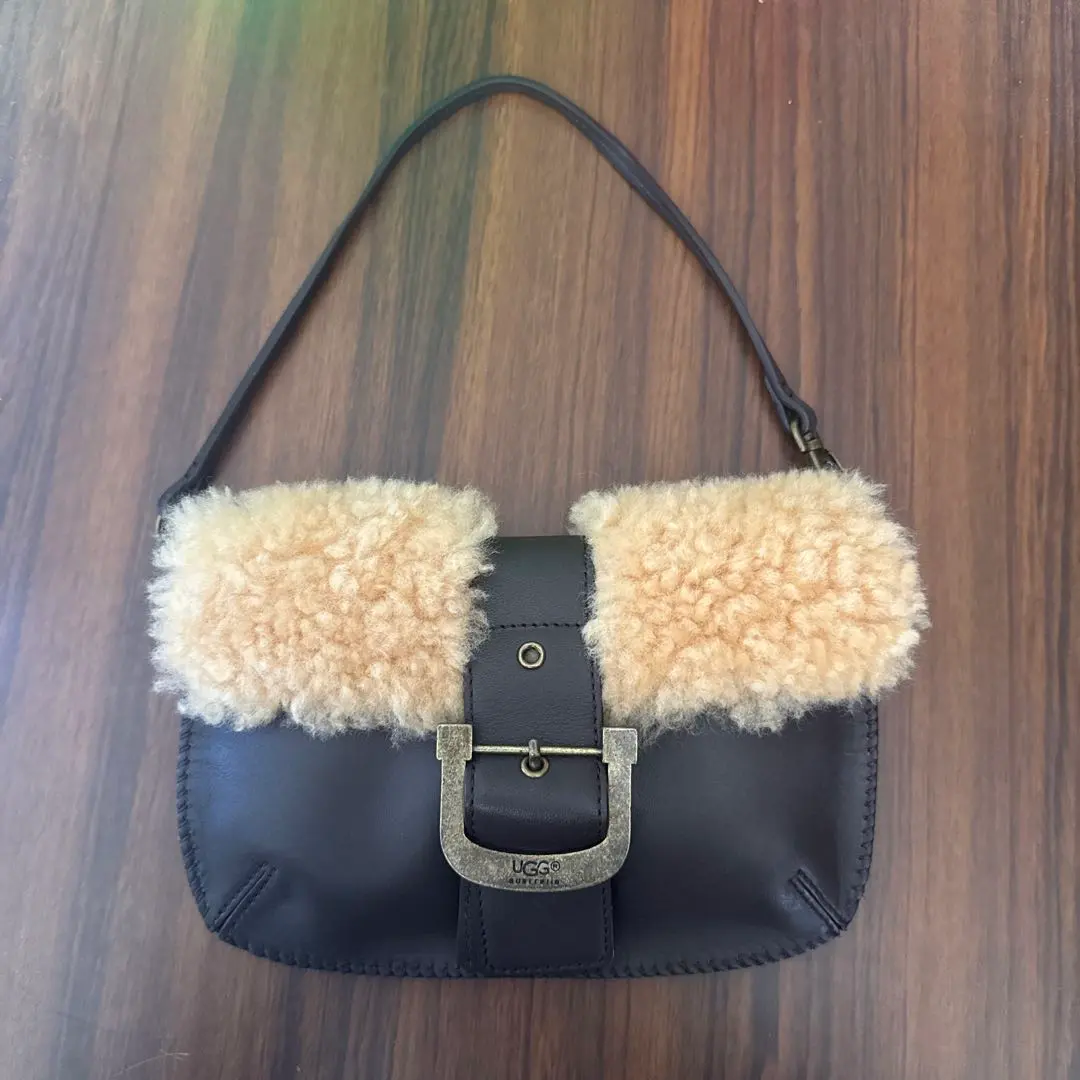 2026年最新】UGG ハンドバッグの人気アイテム - メルカリ