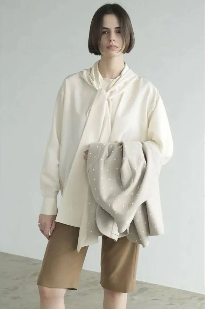 2026年最新】bow tie hoodieの人気アイテム - メルカリ