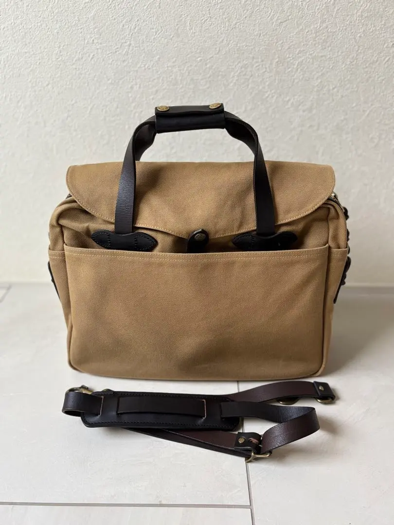 2026年最新】filson フィルソン ブリーフケースの人気アイテム - メルカリ