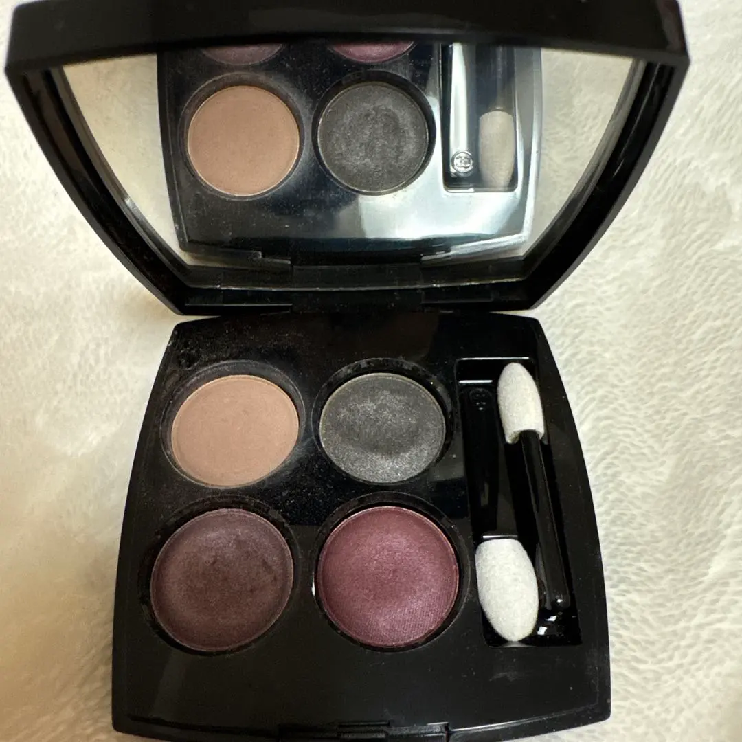 2026年最新】シャネルレキャトルオンブル78の人気アイテム - メルカリ