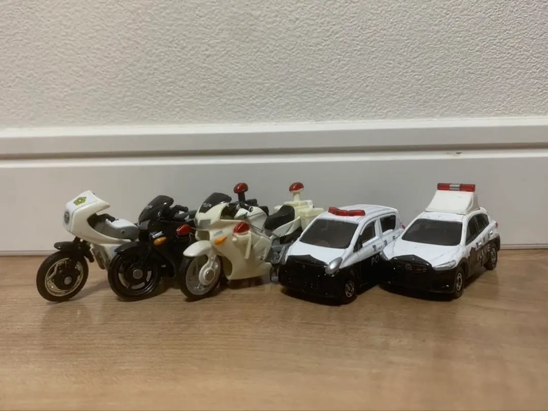 2026年最新】覆面パトカーラジコンの人気アイテム - メルカリ