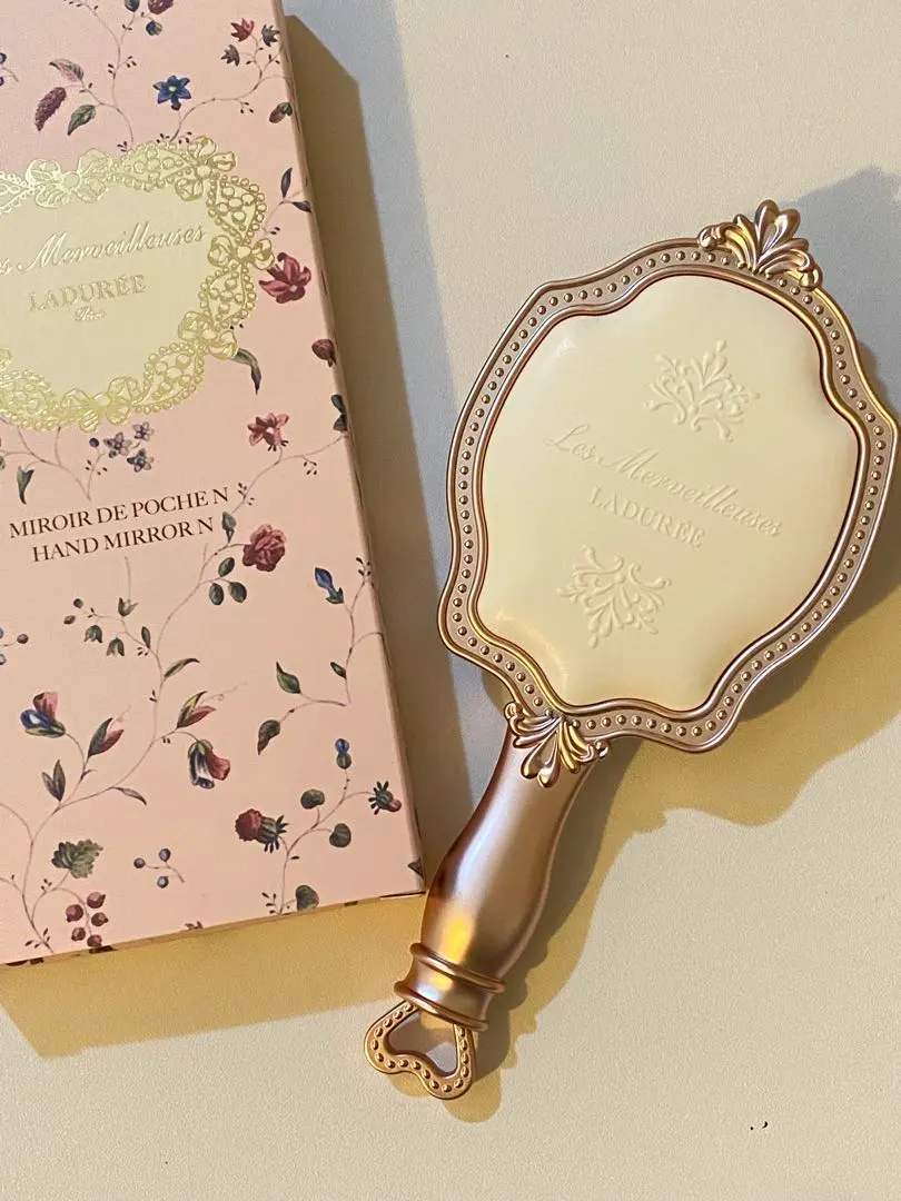 2026年最新】ラデュレ 手鏡の人気アイテム - メルカリ