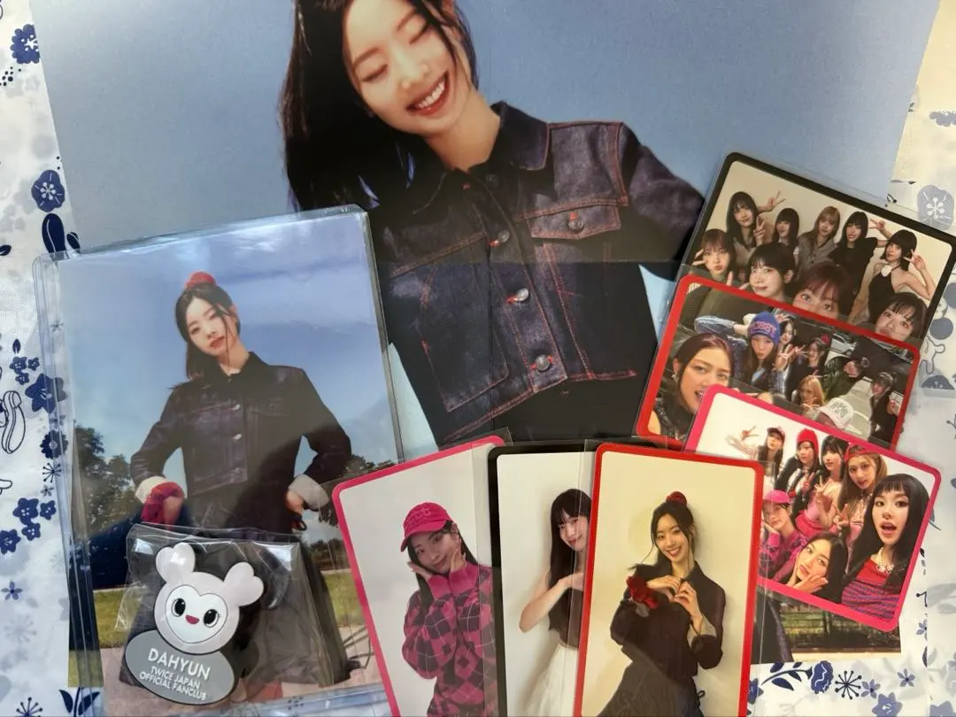 2026年最新】Twiceダヒョン 直筆サイン入りの人気アイテム - メルカリ