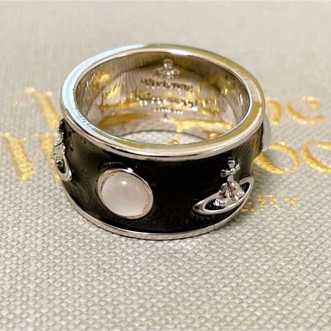 2026年最新】ヴィヴィアン キングリングの人気アイテム - メルカリ