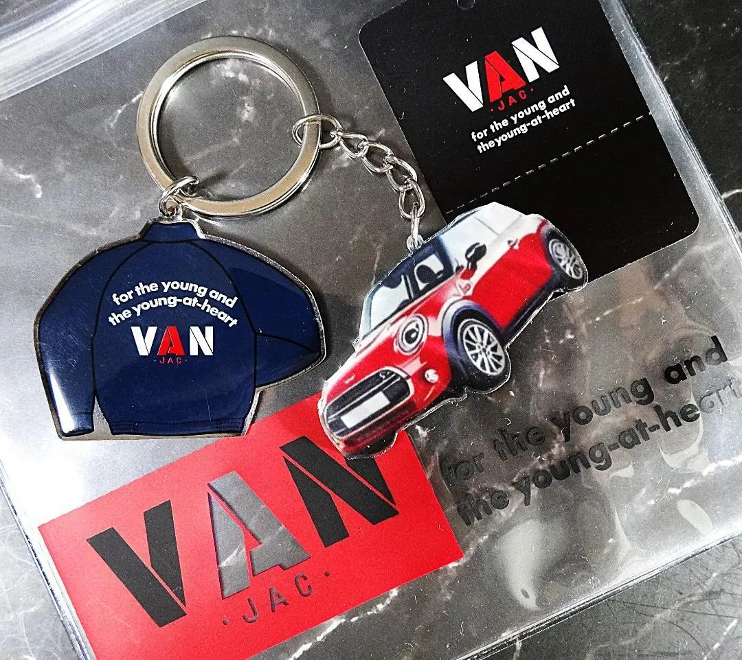 2026年最新】van jac キーホルダーの人気アイテム - メルカリ
