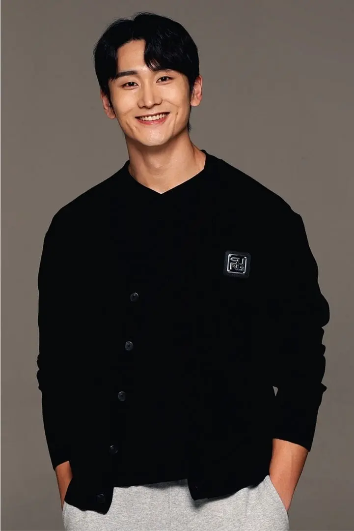 2026年最新】sung 秋山の人気アイテム - メルカリ