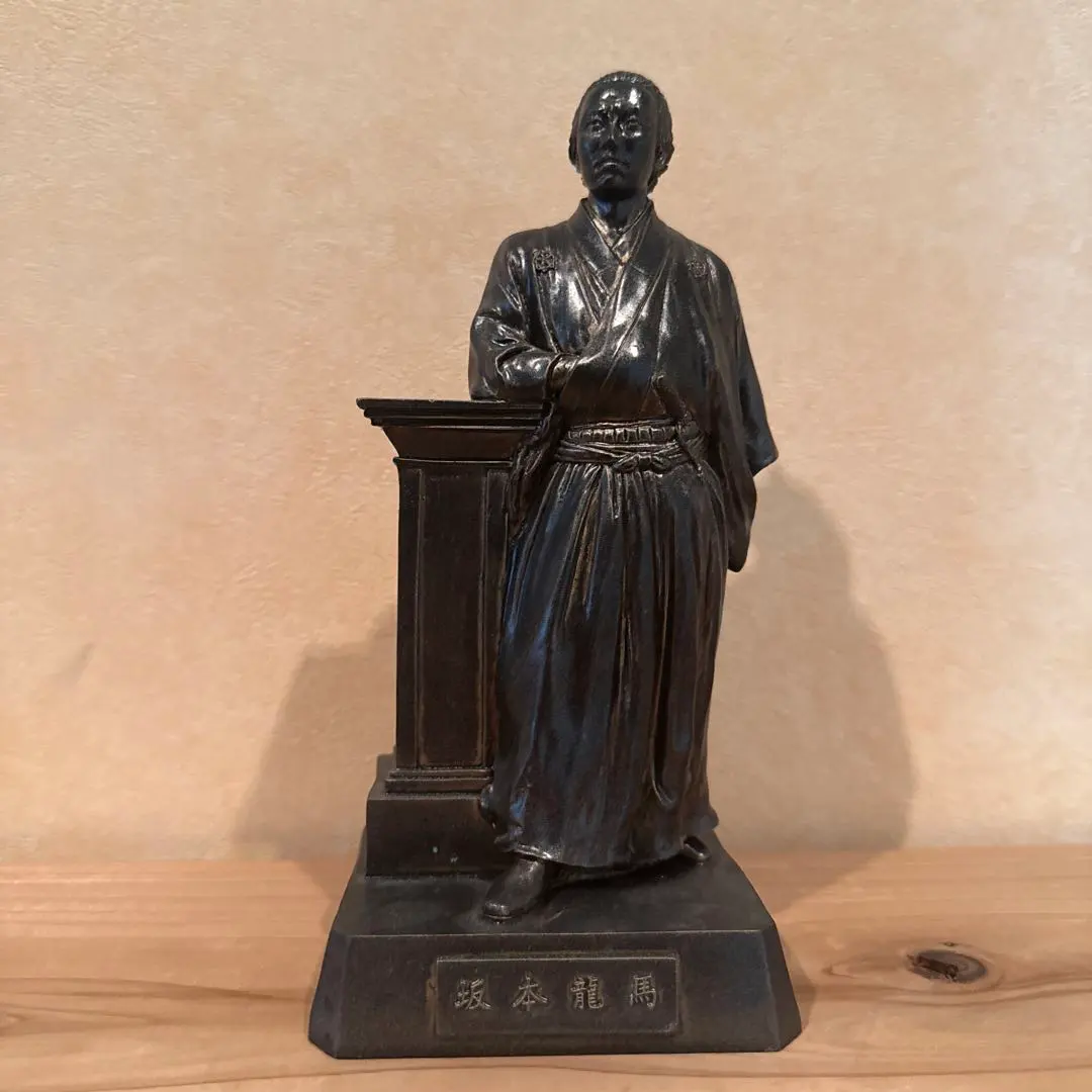 2026年最新】坂本龍馬像の人気アイテム - メルカリ