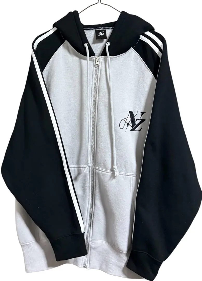 2026年最新】niziu パーカー awakeの人気アイテム - メルカリ