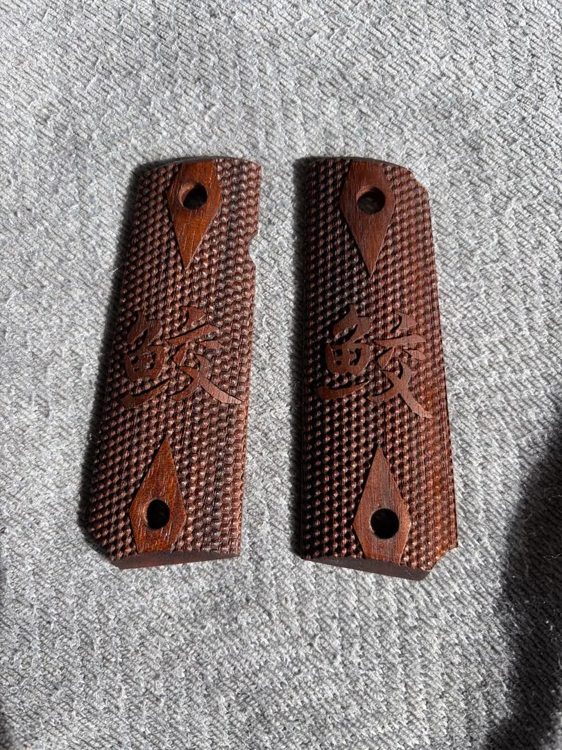 2026年最新】木製グリップ m1911の人気アイテム - メルカリ