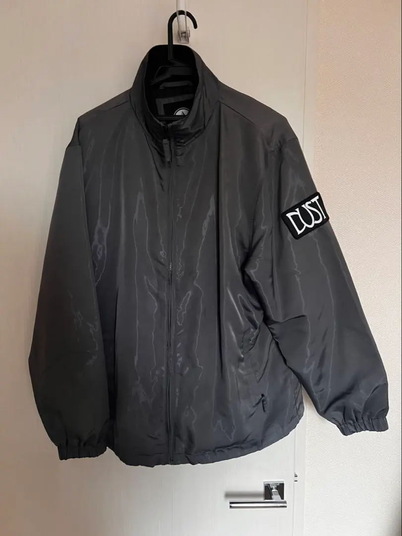 2026年最新】dustbox volcomの人気アイテム - メルカリ