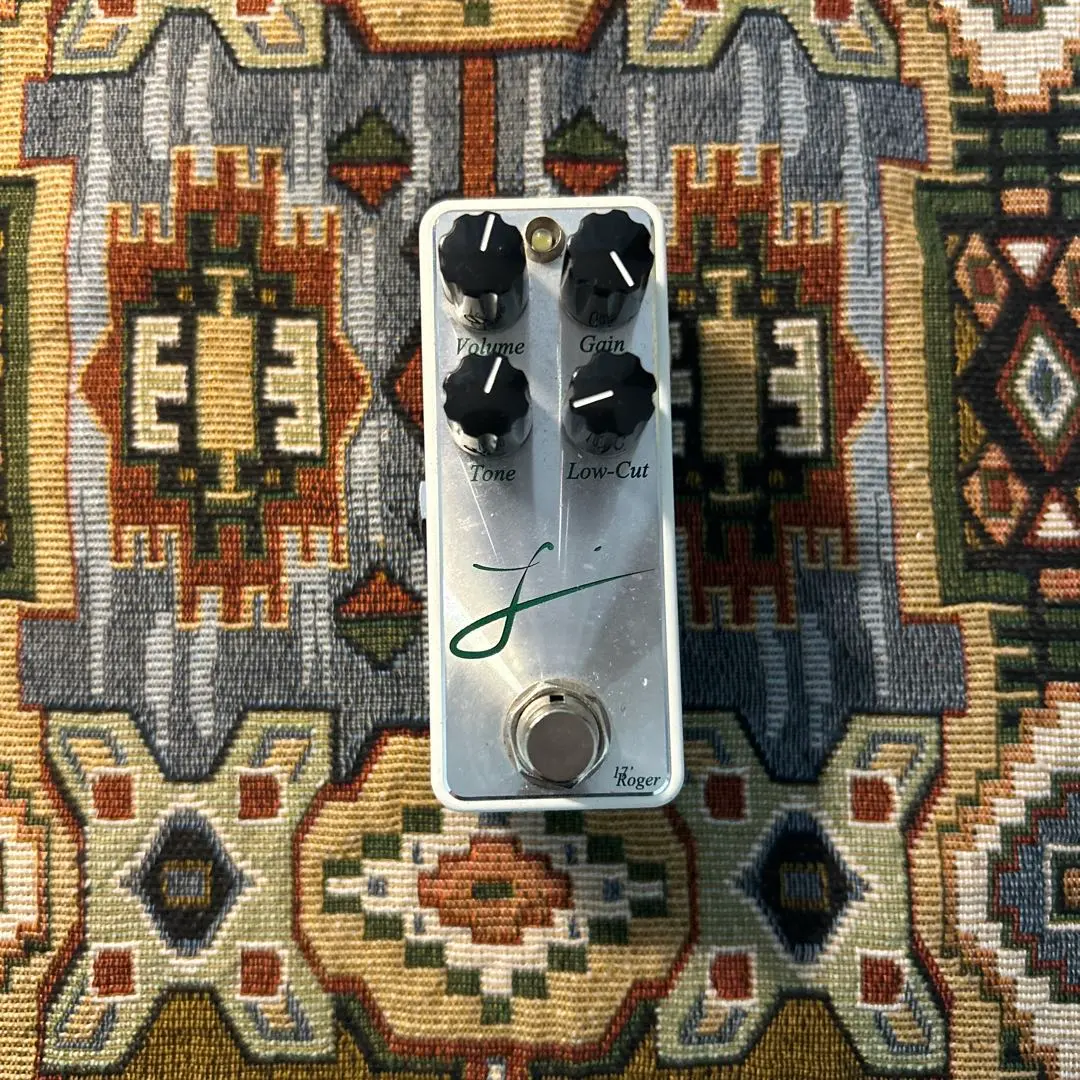 2026年最新】leqtique rogerの人気アイテム - メルカリ