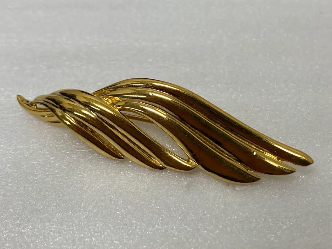 2026年最新】napier ブローチの人気アイテム - メルカリ