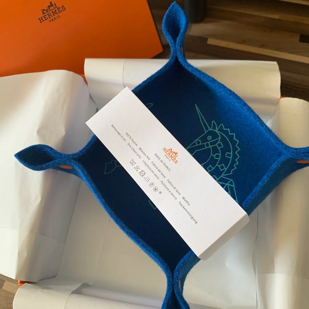 2026年最新】エルメス ヴィドポッシュ トレイの人気アイテム - メルカリ