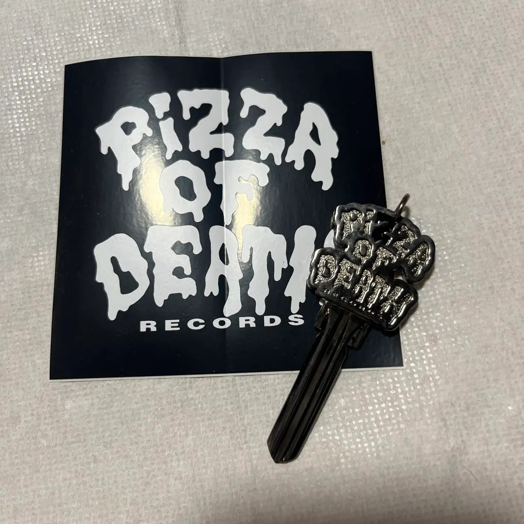 2026年最新】pizza of death キーホルダーの人気アイテム - メルカリ