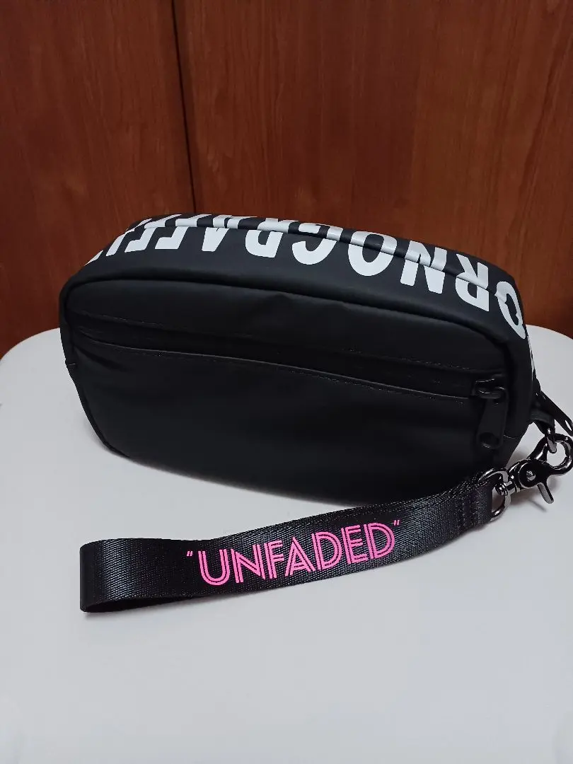 2026年最新】ポルノグラフィティ ショルダーポーチの人気アイテム