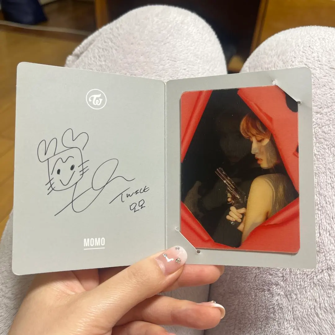 2026年最新】twice直筆サイン入りチェキモモの人気アイテム - メルカリ