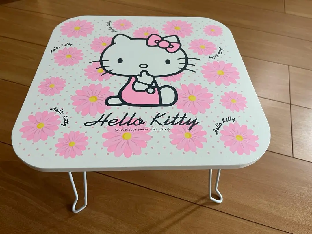 2026年最新】HELLO KITTY 机・テーブルの人気アイテム - メルカリ