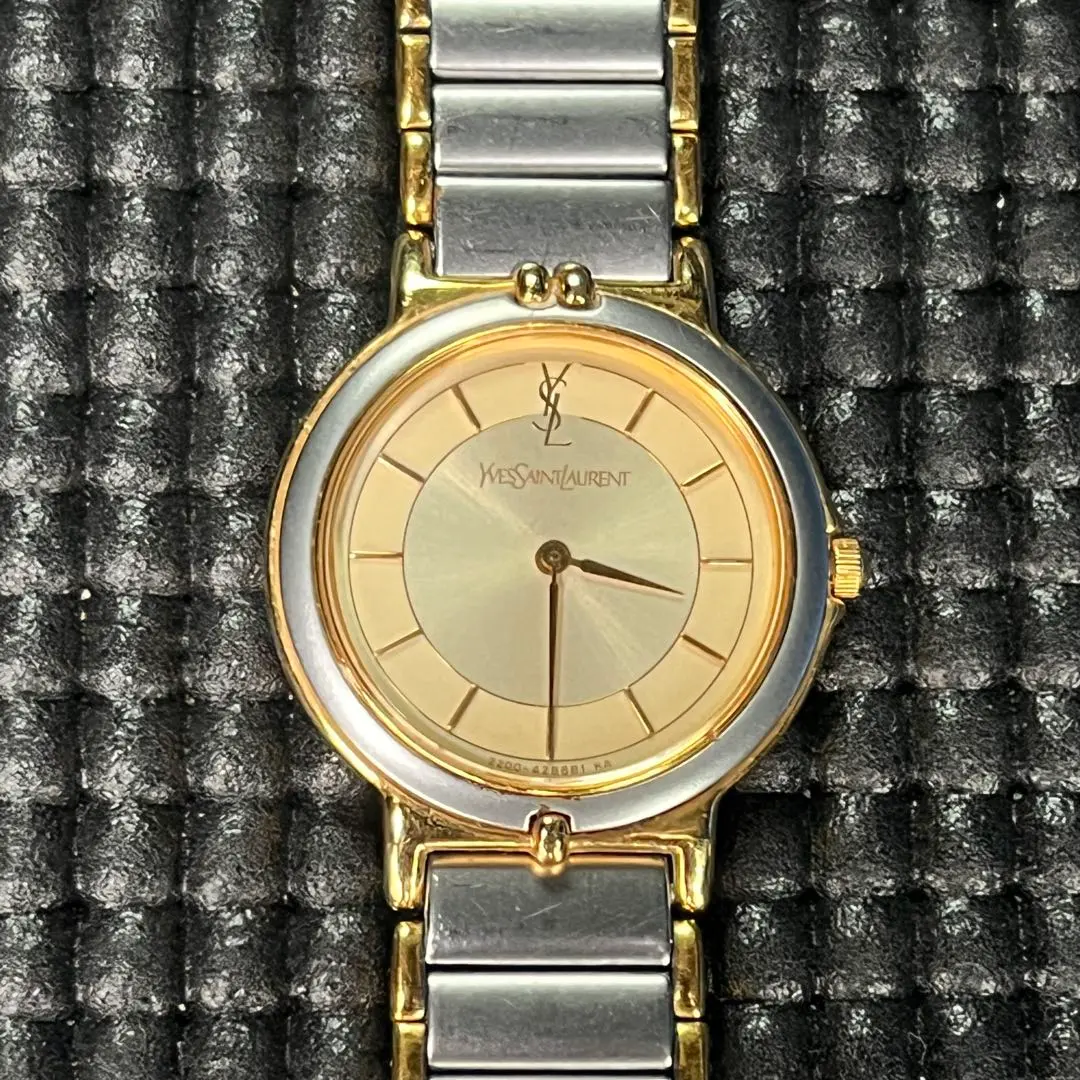 2026年最新】サンローラン 時計 2200-228481の人気アイテム - メルカリ