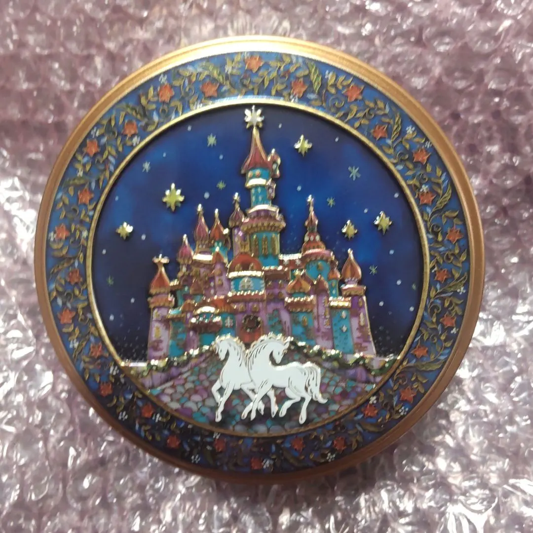 2026年最新】青山デカーボ お城缶の人気アイテム - メルカリ