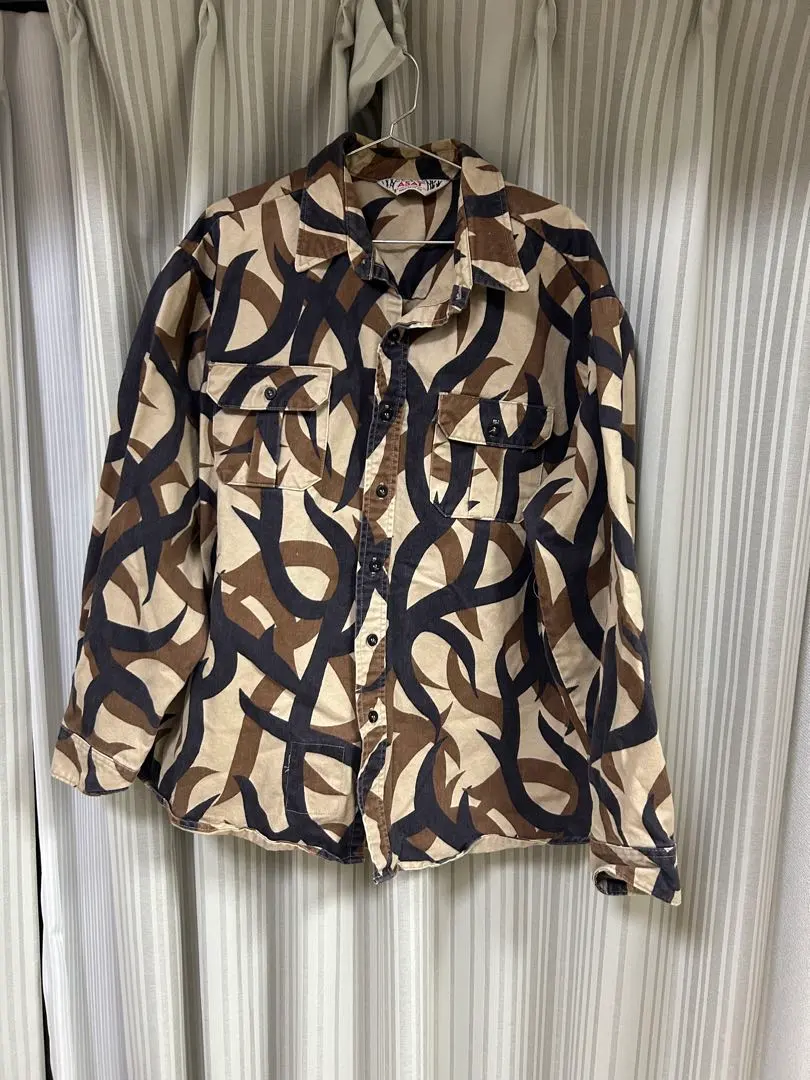 2026年最新】asat トライバルカモ シャツの人気アイテム - メルカリ