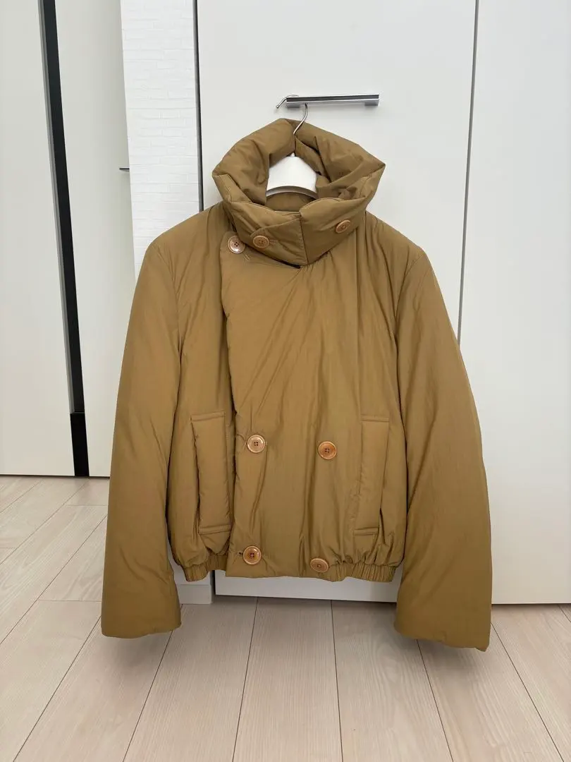 2026年最新】LEMAIRE ダウンジャケットの人気アイテム - メルカリ