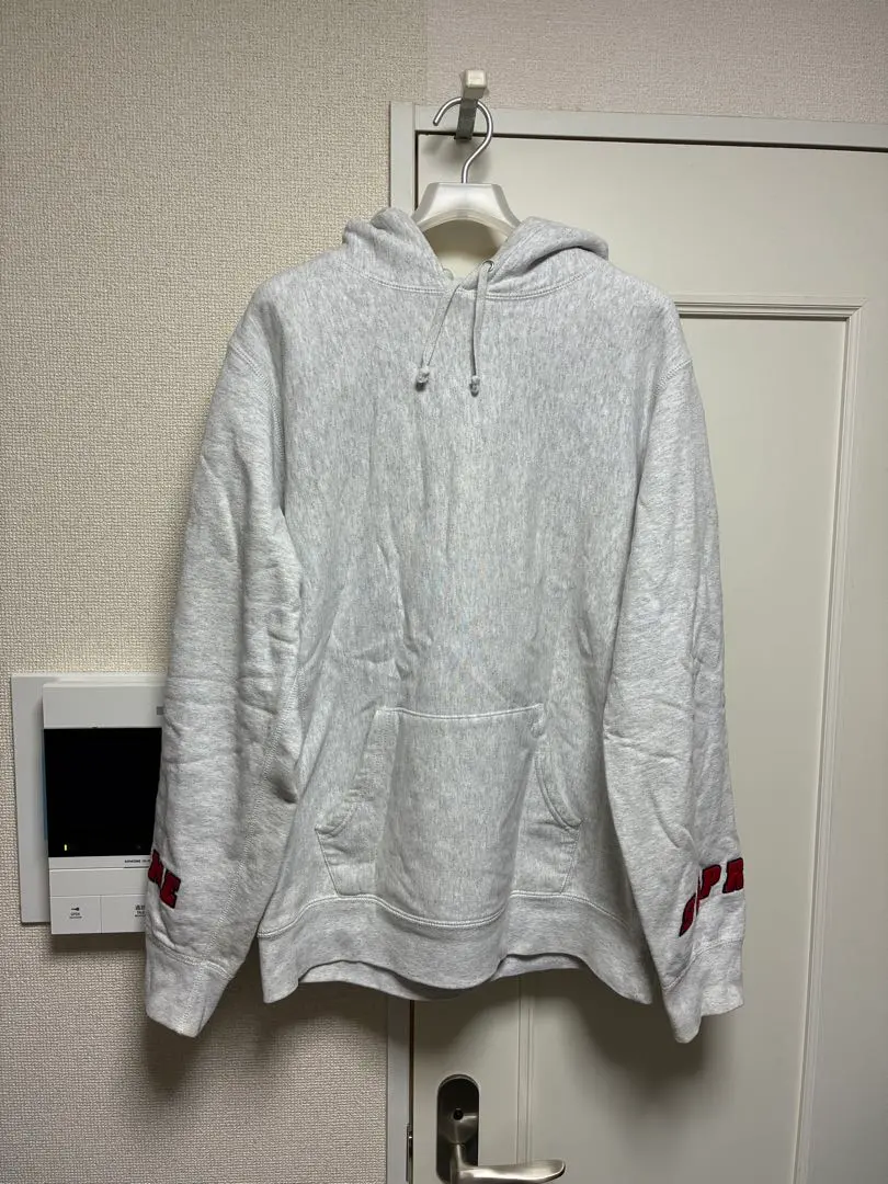 2026年最新】supreme stop crying hooded sweatshirtの人気アイテム