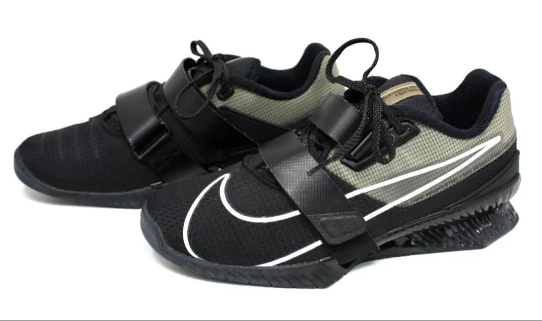 2026年最新】nike ロマレオス4の人気アイテム - メルカリ