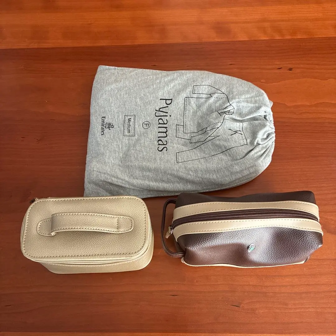 2026年最新】エミレーツ航空ファーストクラスパジャマの人気アイテム