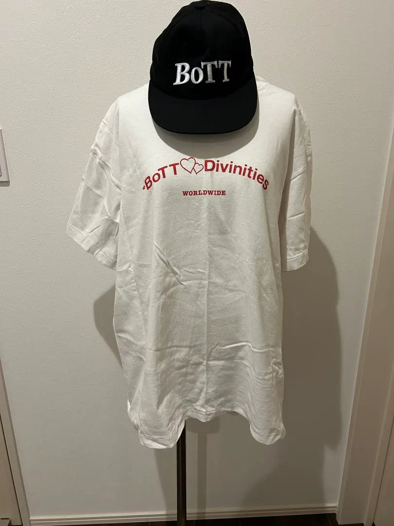 2026年最新】divinities bottの人気アイテム - メルカリ