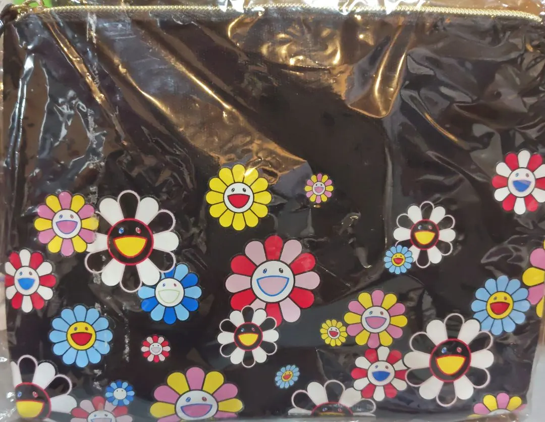 2026年最新】kaikai kiki ポーチの人気アイテム - メルカリ