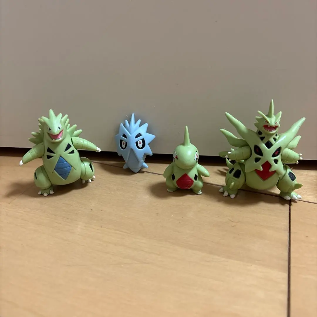 2026年最新】モンコレ ヨーギラスの人気アイテム - メルカリ